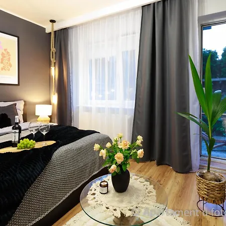 U Fotografa - Poznan Przy A2 Apartament Luboń
